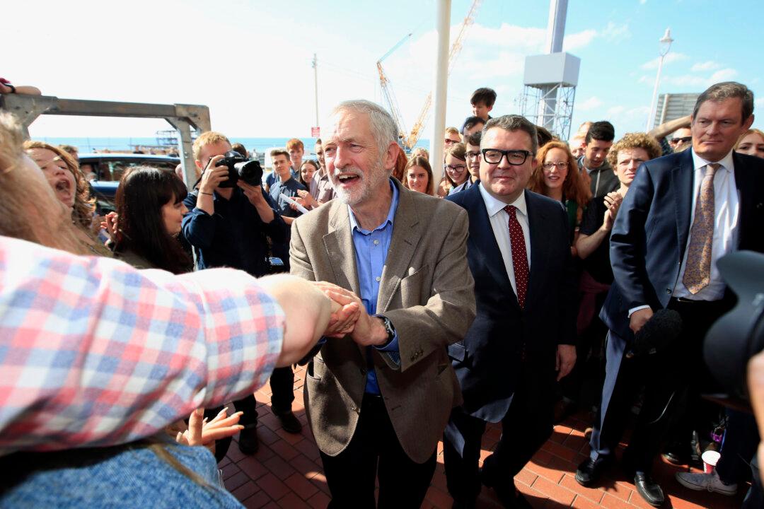 UK Labour Party to Vote on Scrapping Nuclear Weapons