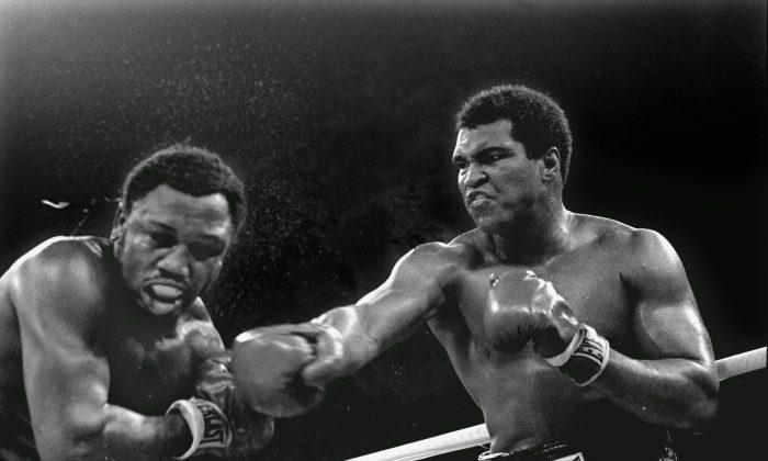 ‘The Greatest’ Muhammad Ali Dies at Age 74