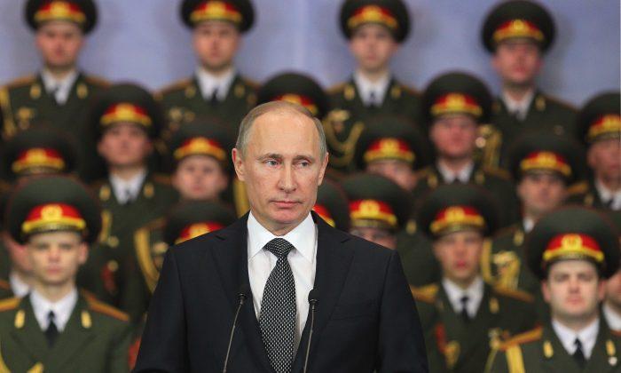 Russian Lawmakers Give Putin OK to Use Troops in Syria