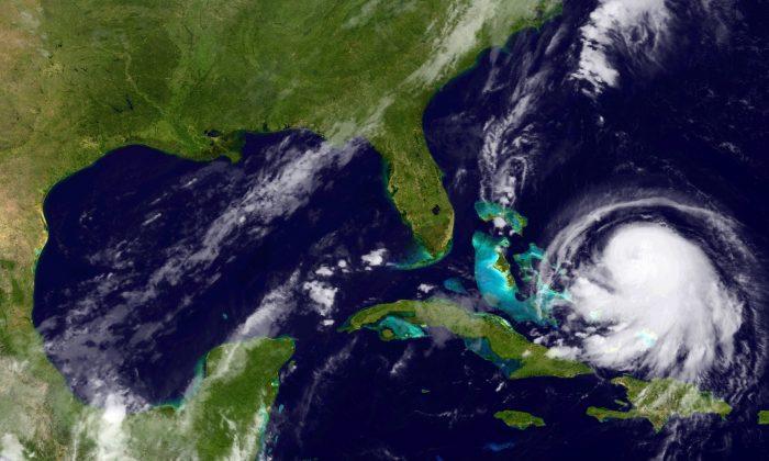 Hurricane Joaquin Gains Force Near Bahamas, Heads Toward US