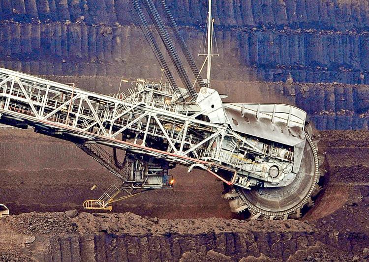 A coal dredger rips coal from the face of the Loy Yang Open Cut coal mine in the Latrobe Valley, 85 miles east of Melbourne. (Paul Crock/AFP/Getty Images)