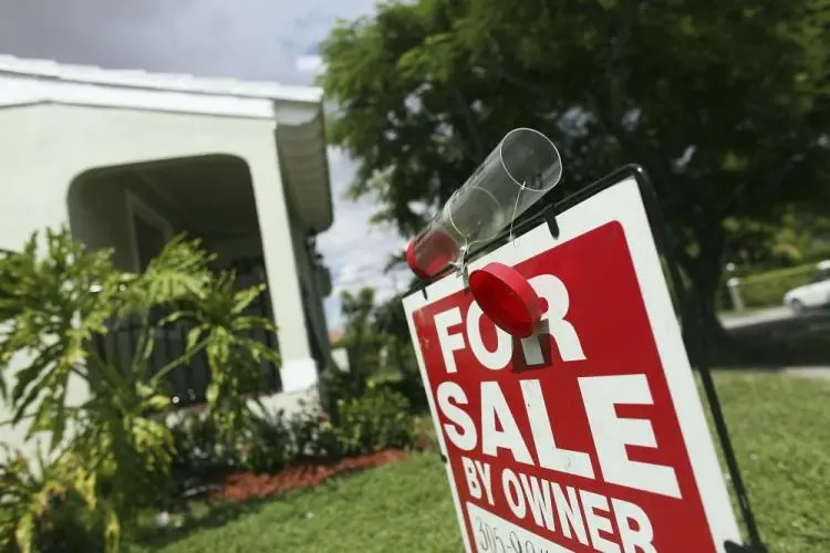 Florida, California Lead Nation in Risk of Property Value Declines: Report