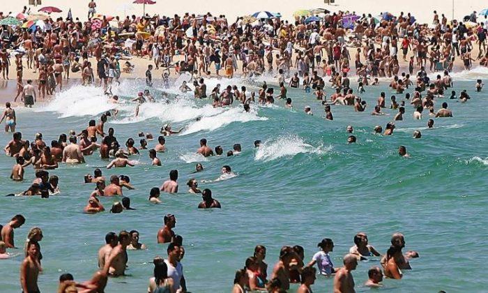 Drowning Warning Ahead of Steamy Australia Day