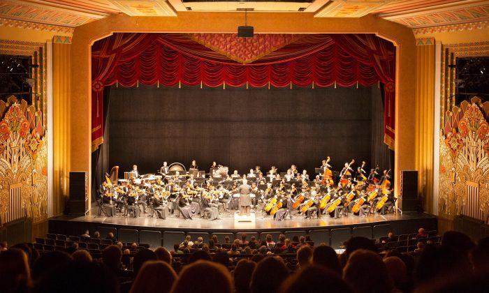 Shen Yun Symphony Orchestra Brings Joy to Museum Director and Family
