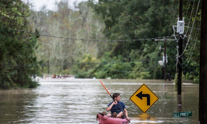 Historic South Carolina Floods: Heavy Rain, Hundreds Rescued