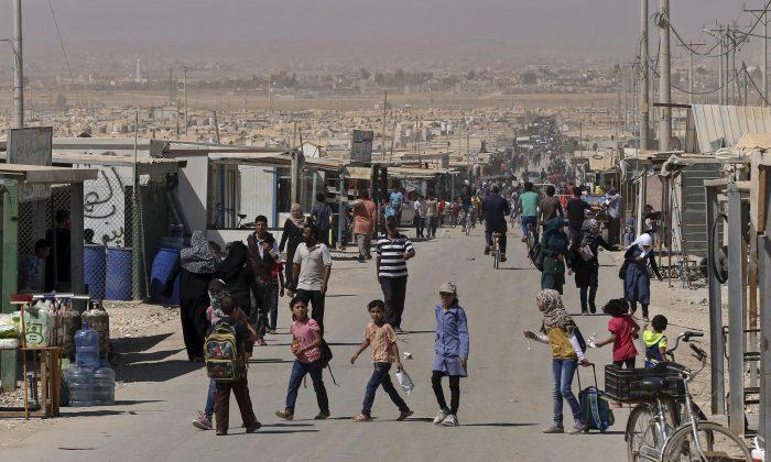 Syrian Refugees Increasingly Return to War Zones in Homeland