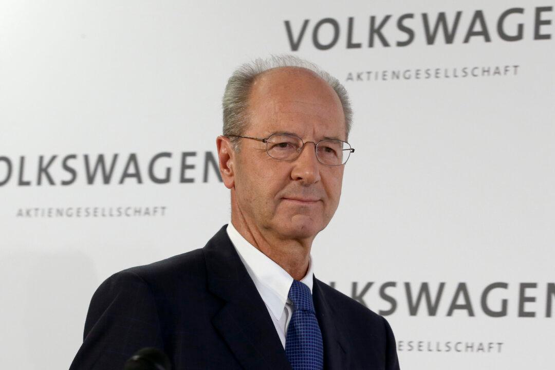VW CEO: Emissions Fixes Could Take Until End of Next Year