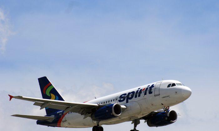 Spirit Airlines Flight Evacuated at LaGuardia After Passengers See Smoke