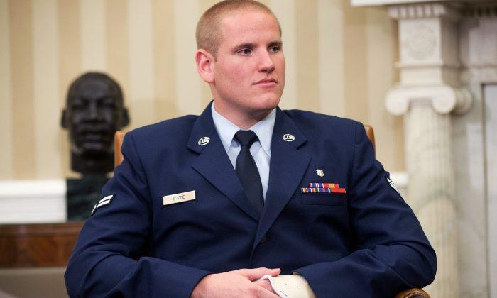 US Airman Who Helped Thwart French Train Attack Is Stabbed