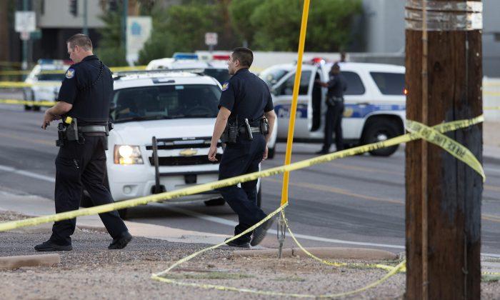1 Dead, 3 Wounded in University Shooting in Arizona