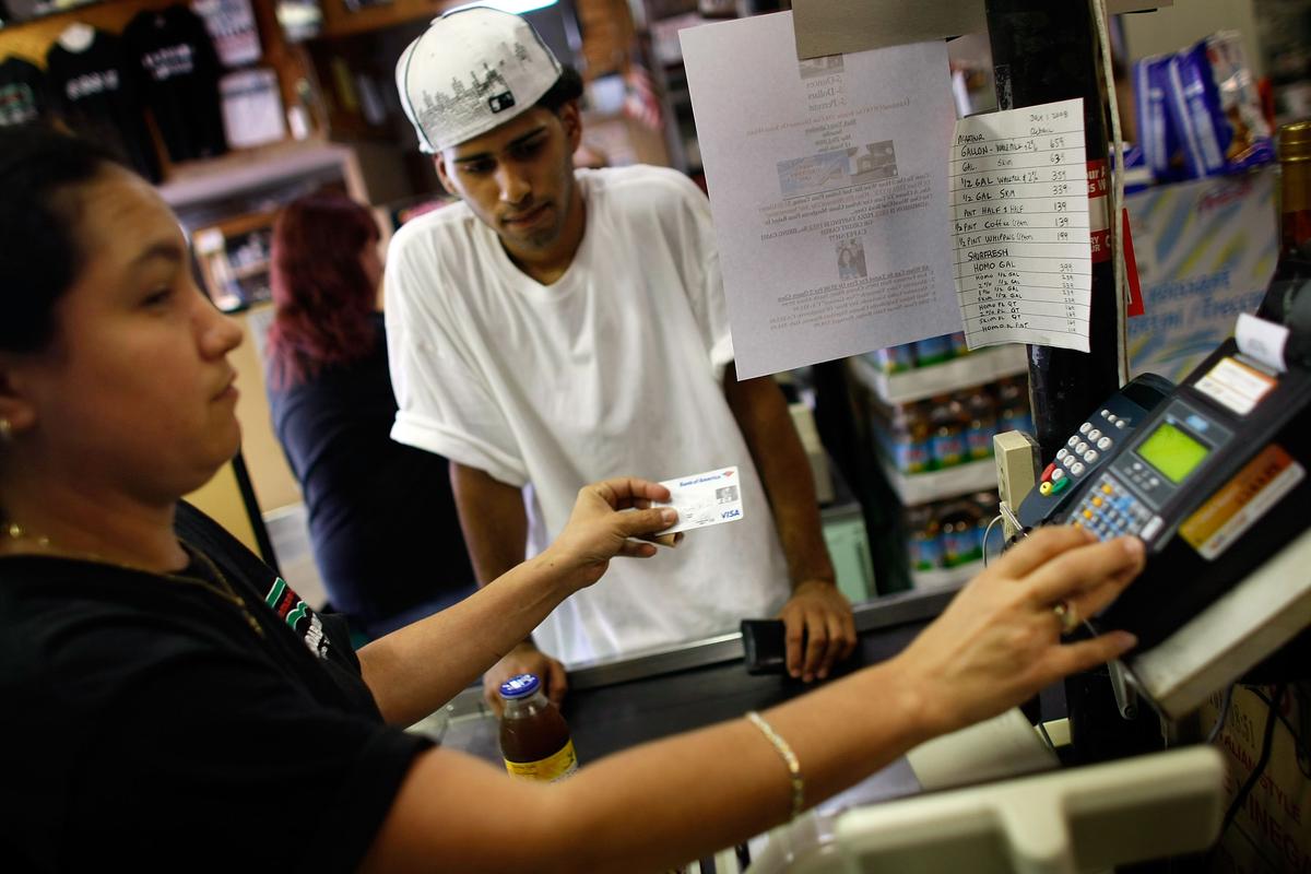 New Technology Prevents Counterfeiting Credit Cards