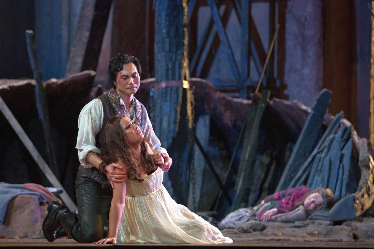 Yonghoon Lee as Manrico and Anna Netrebko as Leonora in Verdi's "Il Trovatore." Leonora chooses to die in place of her lover. (Marty Sohl/Metropolitan Opera)