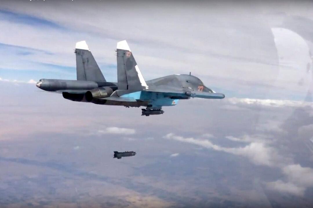 Iran Sends Fighters to Syria, Escalating Its Involvement