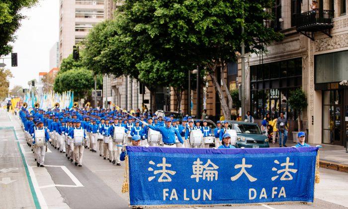 Falun Gong March in Los Angeles Calls Attention to Persecution in China