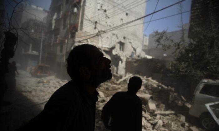 Syrian, Russian Intense Airstrikes Are Killing Civilians, Activists Say