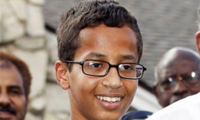 Father of ‘Clock Kid’ Ahmed Mohamed Files Lawsuit for Defamation