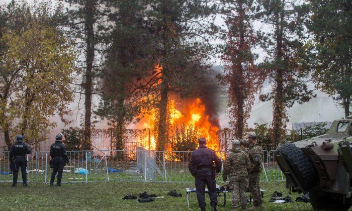 Fire Breaks Out at Camp in Slovenia as Migrants Push Forward