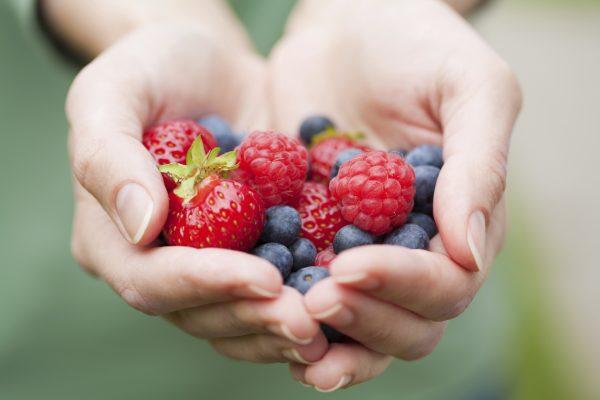 Berries contain antioxidants known as anthocyanins. These compounds may reduce inflammation, boost immunity and reduce the risk of heart disease. (OlgaMiltsova/iStock)