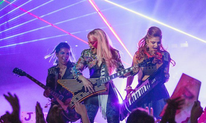 ‘Jem and the Holograms’: Film Review: Bad for Dads, Perfect for Tween Daughters