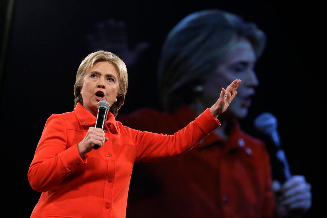 Challenged Anew, Clinton Reaching Back Into 2008 Playbook