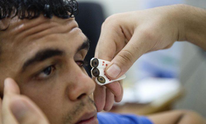 Prosthetic Eye Maker Brings Relief to Wounded Gazans