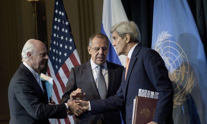 As Powerbrokers Gather at Last, Russia Races Against Time to Save Assad