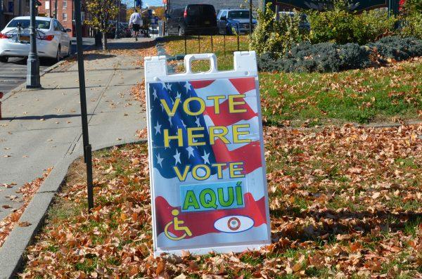 A sign outside a polling place in Middletown, N.Y., on Nov. 3, 2015. (Yvonne Marcotte/Epoch Times)