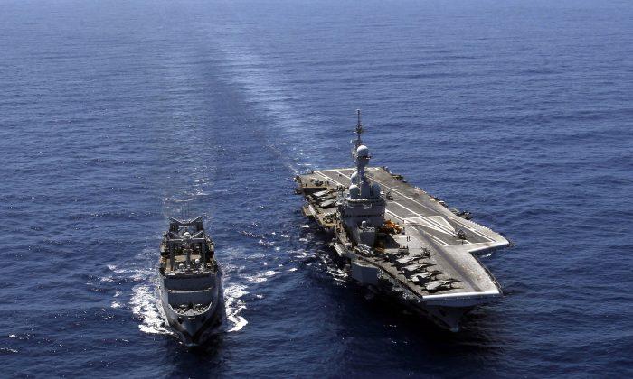 France Deploying Aircraft Carrier to Help Fight Against ISIS