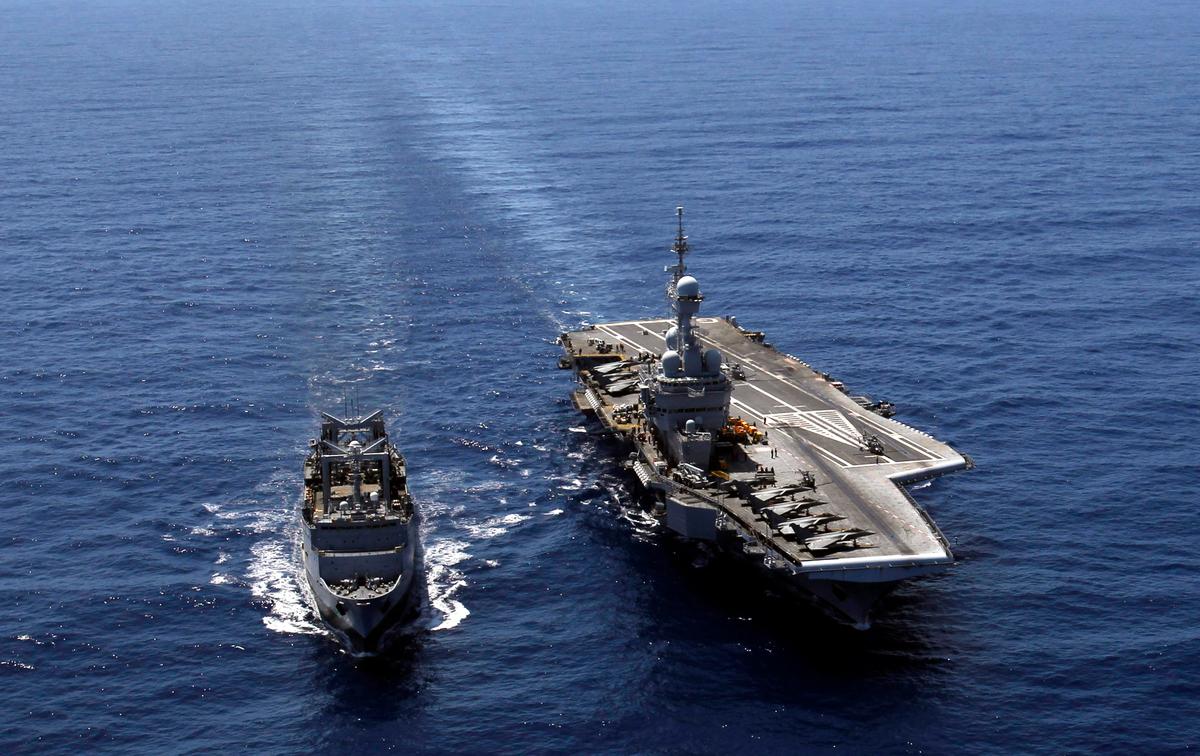 France Deploying Aircraft Carrier to Help Fight Against ISIS