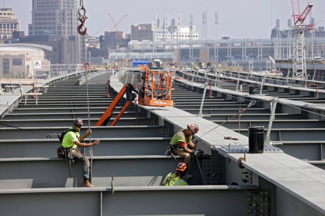 House Votes to Keep Highway Spending Level, Ignores Warnings