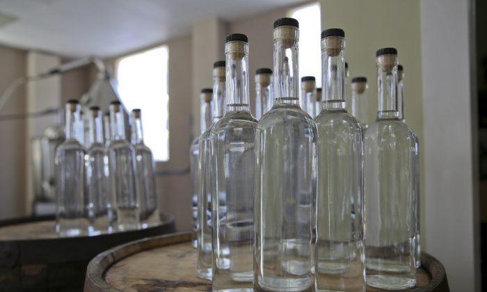 Distilleries Embrace Franklin County’s Moonshine History