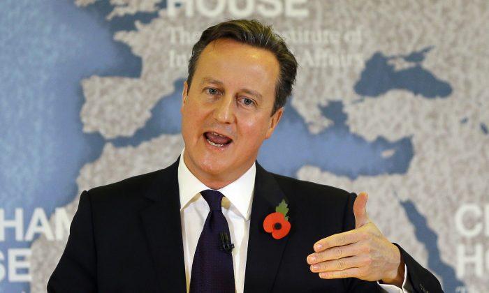 Cameron Pledges to Outline Strategy Against ISIS This Week