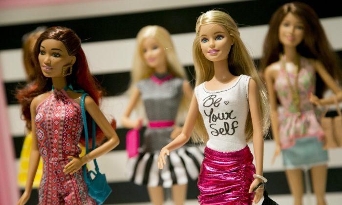 Hello Barbie Doll Is Vulnerable to Hacking, and It Connects to WiFi Networks With the Name ‘Barbie’