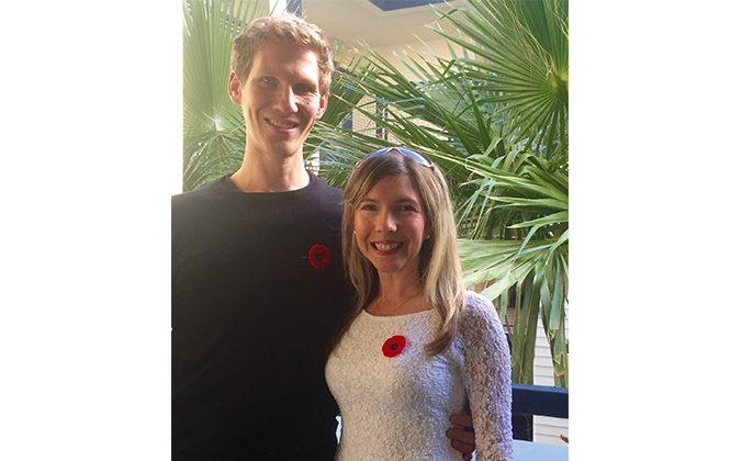Legion Worker Delivers Poppies to Canadians in California