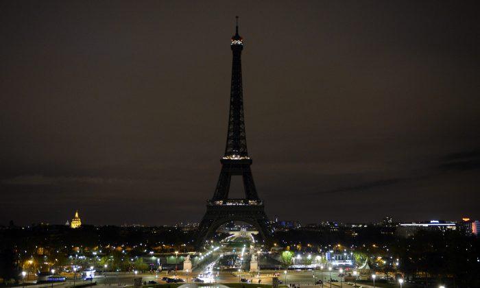 Eiffel Tower Goes Dark as France Mourns
