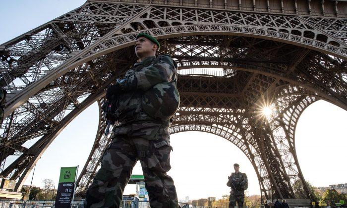 Manhunt for Suspected Paris Attacker on the Run: Officials