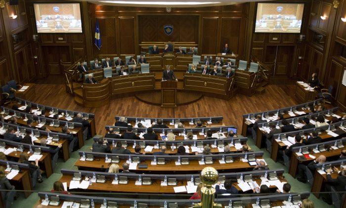 Kosovo Parliament Disrupted With Tear Gas, Again