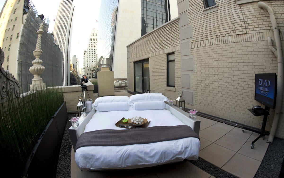 A view of a terrace bedroom atop the AKA Central Park Hotel in New York, on July 24, 2013. (Don Emmert/AFP/Getty Images)