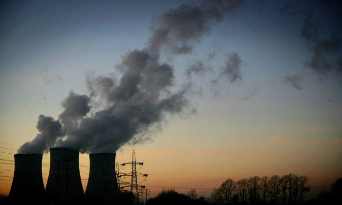 UK to Close All Coal Power Plants by 2025