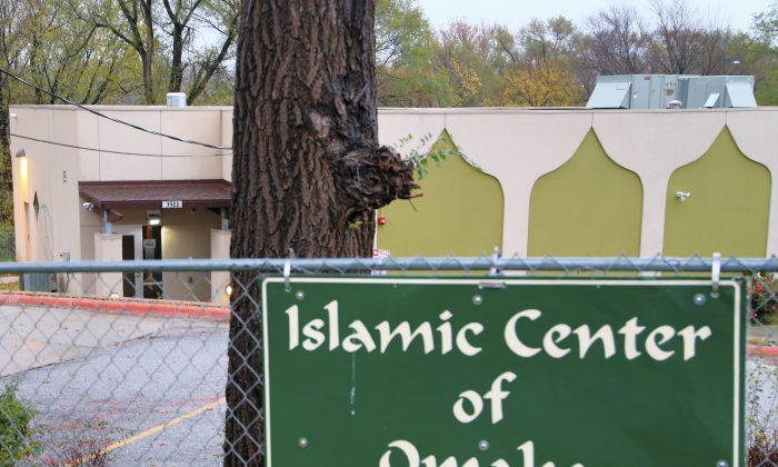 US Muslims Face Backlash After Paris Attacks