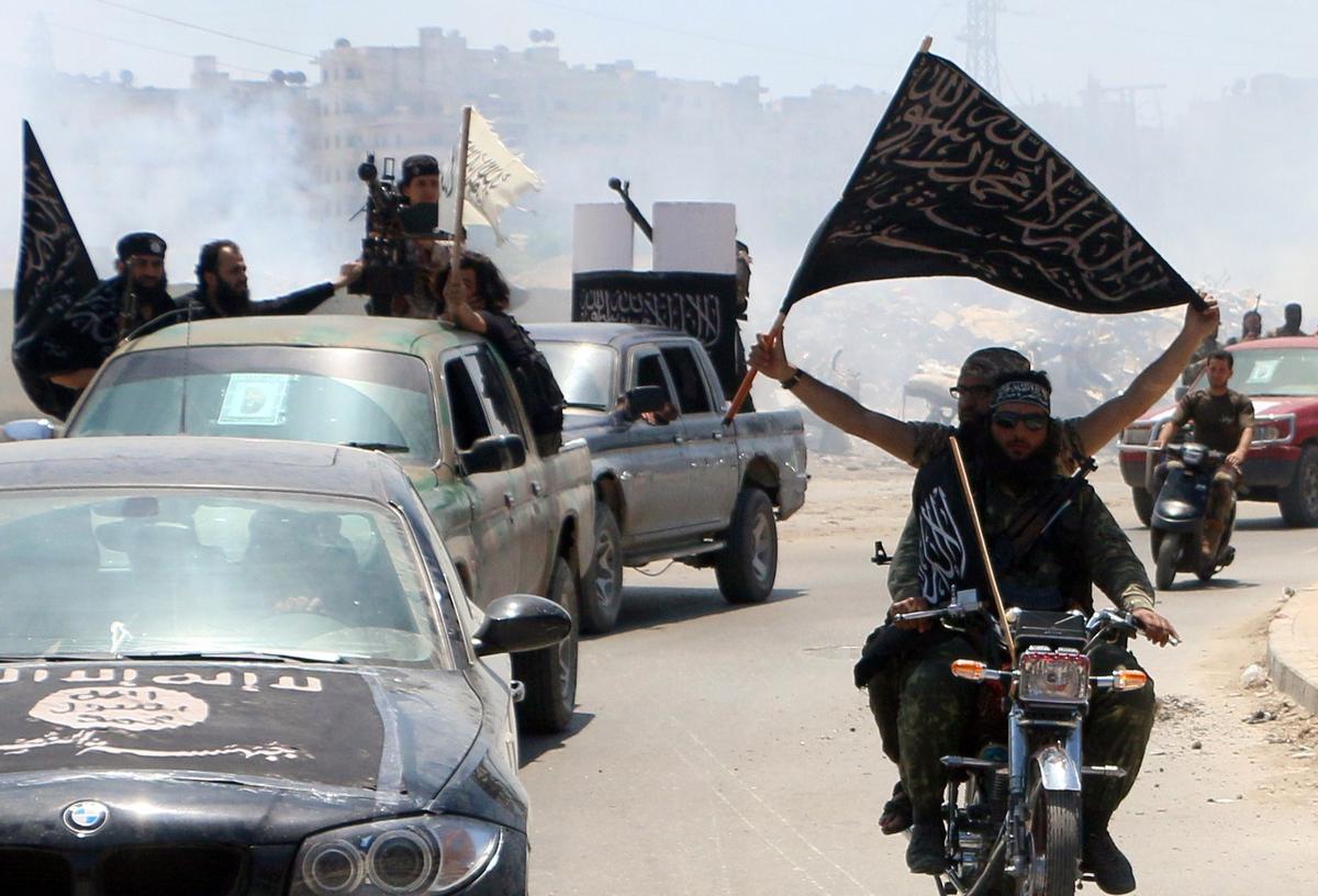 A Look at the Rivalry Between Al-Qaida and ISIS