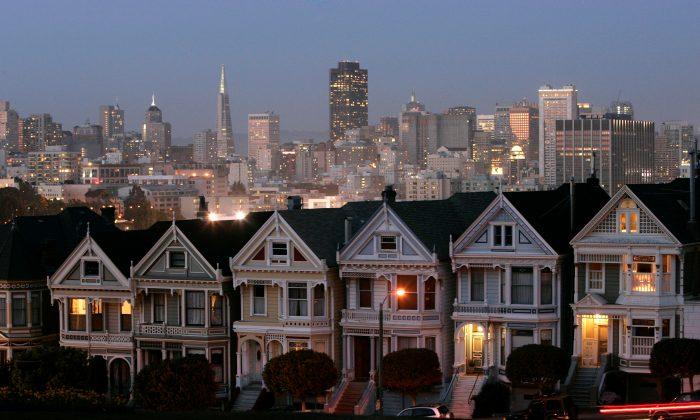 Home Values Point to a Sharp Wealth Divide Within US Cities