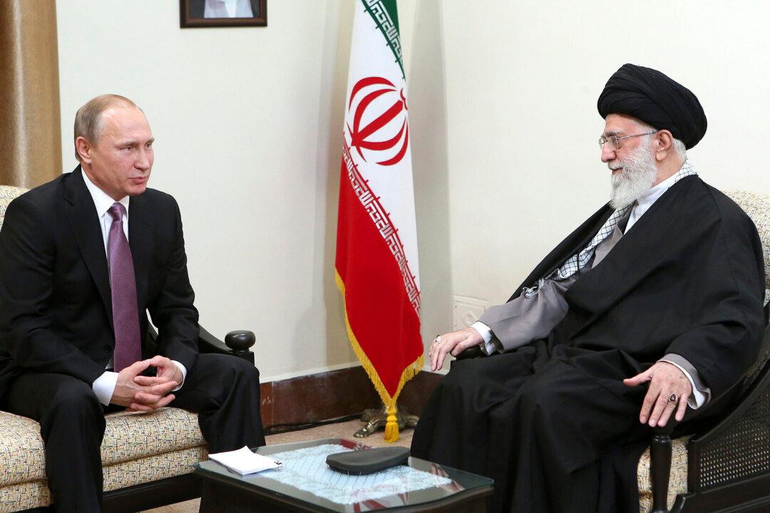 Iran Gets Opportunity to Sell Auto Parts to Russian Carmaker