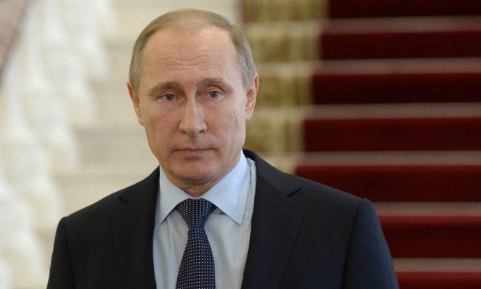 Putin Calls for Broad International Anti-Terror Front