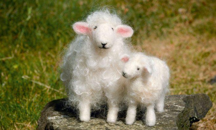 Easy, Needle-Felted Critters can Make Cute Gifts, Ornaments