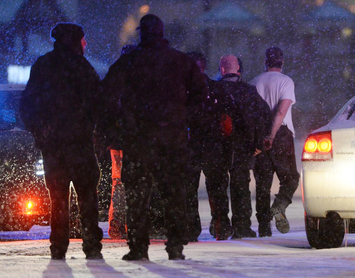 Suspect in Custody After Shooting at Planned Parenthood