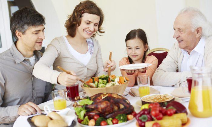 Retail Workers Should Spend Thanksgiving With Family, Not Customers