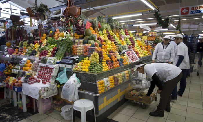 Russia to Impose Food Ban in New Sanctions Against Turkey