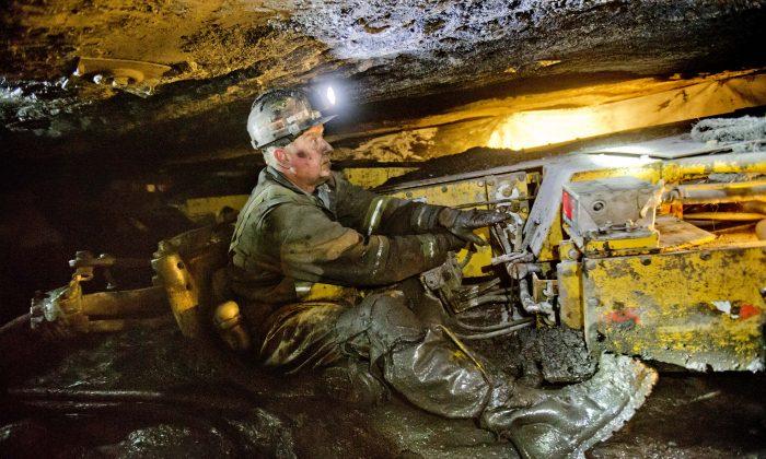 Coal Industry on Track for Record Low in Mining Deaths