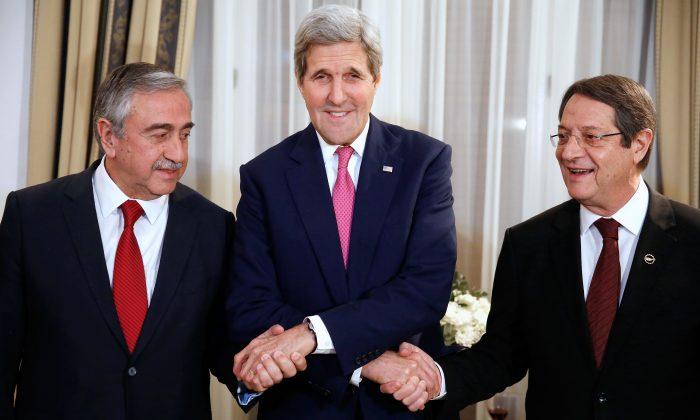 Kerry Says Peace in Reach as Hopes for Cyprus Deal Rise